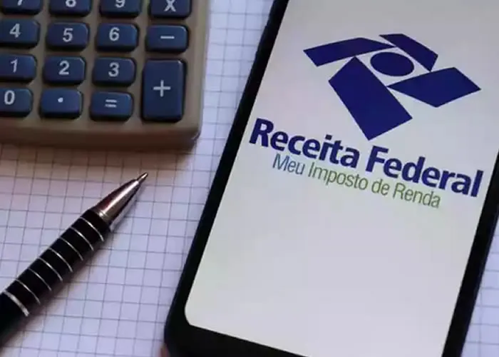 Atualmente, quem recebe até R$ 1.903,98 por mês está isento do Imposto de Renda. Caso a tabela fosse corrigida integralmente, contribuintes com salários de até R$ 4.675,38 não precisariam arcar com esses tributos. Assim, o número de isentos passaria de 7.948.772 para 24.542.434, representando uma redução de pelo menos R$ 186,8 mil na arrecadação, segundo a entidade.

Uma das promessas do presidente Luís Inácio Lula da Silva (PT) é a isenção para quem recebe até R$ 5.000. Embora houvesse a expectativa de que o ajuste fosse incluído na PEC (Proposta de Emenda à Constituição) da Transição, o ministro do Desenvolvimento e Assistência Social, Família e Combate à Fome, Wellington Dias (PT), coordenador da legenda nas negociações do Orçamento de 2023 durante o governo de transição, afirmou que se trata de uma meta "para mandato"., Empréstimo aposentados, Aumentar limite cartão e Empréstimo consignado, em, Argentina