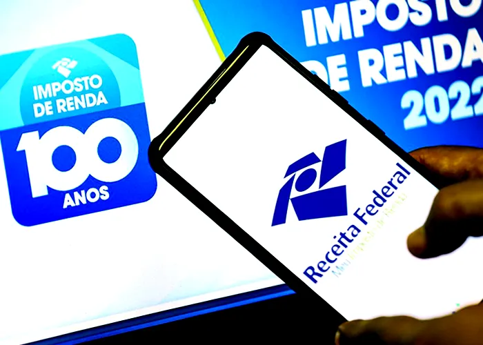 A Receita Federal publicou nesta terça-feira(5) no Diário Oficial da União a norma que estabelece a prorrogação da entrega da Declaração do Imposto de Renda Pessoa Física 2022 para 31 de maio. A data anterior de último dia de entrega do documento era 29 de abril.

A norma também  prorroga, excepcionalmente, prazos relativos ao recolhimento de créditos tributários apurados, relativamente ao exercício de 2022, ano-calendário 2021.

A Receita Federal cobra multa de quem está obrigado a entregar a declaração e não fizer até o fim do prazo.

O valor da multa é de 1% ao mês, sobre o valor do imposto de renda devido, limitado a 20% do valor do imposto de renda. O valor mínimo da multa é de R$ 165 reais e 74 centavos.

O contribuinte que tiver dúvidas específicas já pode consultar o perguntas e respostas do IRPF 2022 que engloba as novidades, inclusive explicações sobre os novos campos para declaração de bens e direitos.


Outras informações acesse o botão Ir Abaixo!, Calcular IR de forma fácil e rápida, Calculadora Imposto de Renda e Como Restituir Imposto de Renda, em, Brasil