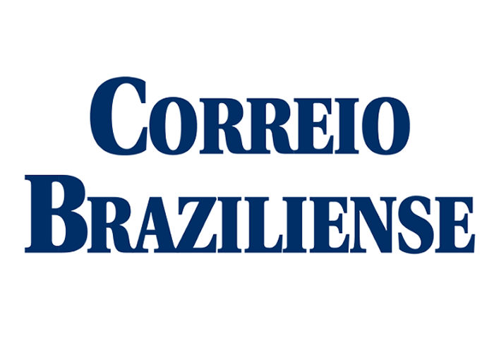 Em segundo lugar nas pesquisas de intenção de voto, o presidente Jair Bolsonaro (PL) bateu boca com um usuário do Twitter que afirmou que o mandatário está usando a mesma estratégia que usou nas eleições de 2018 — publicando memes para angariar apoio de um público mais jovem.

Está me dando nos nervos, ele ganha engajamento escrevendo um meme genérico, depois de tudo que esse homem fez, não é possível que não enxerguem isso, tweetou o perfil @diegohsrgreeves.

O presidente respondeu com um meme, ele ao lado de um galo fazendo um sinal de joia. Até às 19h10, a resposta já havia sido retuitada mais de 2.400 vezes, recebido mais de 919 comentários e mais de 15,6 mil curtidas.

Sagaz

No início deste mês, o ex-ministro da Infraestrutura e postulante ao governo do estado de São Paulo Tarcisio de Freitas disse em entrevista ao site Money Report, diante empresários na capital paulista, que o chefe do Executivo era mais sagaz do que pensavam.

Como o já noticiado pelo Correio, ele havia usado o exemplo, usou a inauguração da ponte Abanuã, que conecta o Acre ao sistema rodoviário brasileiro. O ex-ministro a quem Bolsonaro chama de Capita — por ter sido capitão do Exército — destacou a falta de capacete na travessia da ponte (que foi feita mais de uma vez). Capita, qual vai ser a notícia? Ao que Tarcísio respondeu: (A notícia será) Que estamos sem capacete. Bolsonaro concordou: Exatamente, vão falar que atravessamos a ponte sem capacete, mas vão falar da ponte. Da inauguração dessa obra que levou décadas e, do contrário, ninguém ia falar, relatou o ministro.

Bolsonaro me perguntou: Essa foto nossa atravessando a ponte, você acha que ganha quantas curtidas? Tarcísio contou que não tinha ideia, mas que Bolsonaro respondeu. Nas primeiras horas, três milhões de curtidas nas minhas redes sociais. Sabe o que é isso, Capita? Publicidade de graça, disse o presidente.

Eleitores jovens

A Justiça Eleitoral divulgou que no mês de março registrou um salto de 45,63% no número de títulos de eleitores concedidos para jovens de 15 a 17 anos, quando comparado a fevereiro, faixa etária para a qual o voto é facultativo – os jovens com 15 anos, para poder exercer o direito ao voto, devem completar 16 até o dia do primeiro turno da eleição. Os números do último mês foram divulgados na sessão plenária desta terça-feira (5/4) pelo presidente do Tribunal Superior Eleitoral (TSE), ministro Edson Fachin.

Ao todo, entre os jovens na faixa etária indicada, o número de novos títulos passou de 199.667 em fevereiro para a marca de 290.783 em março, crescimento superior a 45%. Para aqueles com 15 anos, foram emitidos 23.185 novos títulos contra 12.297 documentos feitos em fevereiro, um incremento de 88,5%., Mentoria em Redes Sociais, Venda mais em Redes Socias e Venda Online Gratuitamente