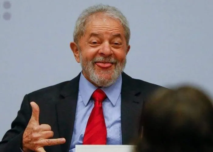 PT preve aulas aos sábados e domingos e deverão ser ministradas depois de churrasquinho.

Lula fala sobre recuperação na defasagem educacional causada pela pandemia. O petista afirmou que "vamos ter que fazer mutirão".  

Segundo o Inep, o Brasil registrou uma média de 279 dias de suspensão de atividades presenciais durante o ano letivo de 2020.

Não será  realizado pagamento adicional .
, Pós graduação, Pós em Pedagogia e Projeto lei, em, Brasil