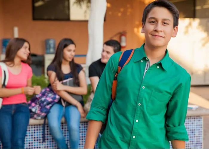 Vaga para Jovem Aprendiz - Cobrador - Primeiro Emprego

A escolaridade exigida para o cargo é do Ensino Médio Incompleto;

Primeiro emprego 

Obrigatório o certificado de dispensa militar


OBS: Ter documentação completa e currículo atualizado.


Veja várias dicas que podem te ajudar a se destacar em uma vaga de jovem aprendiz.


Prepare-se para a entrevista

Pesquise sobre a empresa, entenda seus valores e missão. Pratique respostas para perguntas comuns de entrevista, como suas habilidades, experiências anteriores (se houver) e por que você está interessado na vaga.


Destaque suas habilidades

Mesmo que você não tenha experiência profissional anterior, destaque suas habilidades pessoais, como trabalho em equipe, responsabilidade, boa comunicação, capacidade de aprendizado rápido, entre outras.


Elabore um bom currículo

Destaque suas informações pessoais, escolares e habilidades. Inclua qualquer experiência voluntária, projetos escolares relevantes ou cursos extracurriculares.


Networking

Converse com amigos, familiares ou professores que possam conhecer oportunidades de jovem aprendiz ou que possam fornecer referências.


Seja proativo

Mostre interesse na empresa durante a entrevista, faça perguntas relevantes sobre a vaga e demonstre disposição para aprender e contribuir.


Lembre-se:

Para se candidatar a esta vaga, o trabalhador deve comparecer presencialmente ao SINE AMAZONAS, situado à Avenida Djalma Batista, nº 1018, 69057-099, Manaus-AM, portando suas documentações completas e currículo impresso.

Você também pode cadastrar seu currículo para esta vaga no site de referência abaixo.
 , Vagar Jovem aprendiz, Emprego cobrador e Primeiro emprego, em, Brasil
