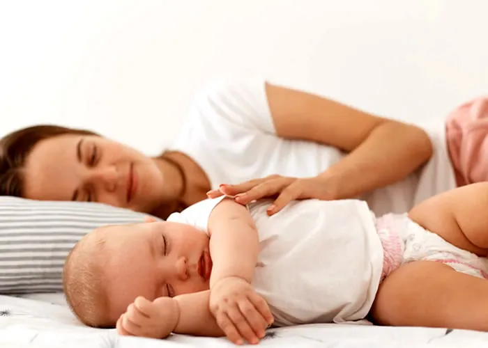 Escolher as melhores fraldas é a garantia de menos dermatites e assaduras no seu bebê.

Um dos aspectos mais importantes numa fralda é, sem dúvida, a sua capacidade de absorção.

Nunca se esqueça de selecionar as fraldas para o seu bebê com o tamanho certo, é um dos principais passos para garantir o conforto e, acima de tudo, combater as tão indesejadas fugas.

Tenha em conta alguns dos critérios de avaliação das fraldas, tais como, absorção, pele seca, substâncias químicas, ajuste ao corpo, ausência de fugas e respiração da pele.

,  Fraldas premium, Loja do bebê e Fraudas Babysec, em, Brasil