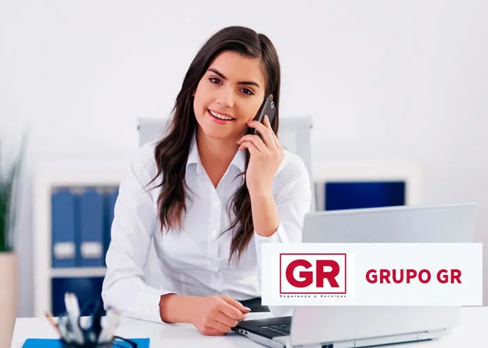 Detalhes da Vaga

Manaus - AM

Presencial

1 Vaga

Efetivo – CLT

Período Integral

Operacional


Resumo das atividades:

- Recepcionar, atender e encaminhar visitantes aos departamentos.
- Recepcionar e entregar correspondência.
- Efetuar telefonemas, atender e transferir chamadas.
#DicaGR
Quanto maior a disponibilidade de horário, vontade de aprender e crescer na nossa empresa, maior a sua chance de entrar para o nosso time.

Conhecimentos: Conhecimento em rotina administrativa

IMPORTANTE: Imprescindível Informática Word/Excel

Remuneração e Benefícios:
- Salário Compatível com o mercado.
- Vale Alimentação (Cesta básica).
- Vale Refeição.
- Vale Transporte.
- Seguro de Vida em Grupo.
- Plano Odontológico (Coparticipação).

UniGR (Plataforma exclusiva de cursos e treinamentos para o desenvolvimento da sua carreira).

No GRUPO GR respeitamos a diversidade e trabalhamos para promover uma cultura inclusiva, que busca a equidade e valoriza as diferenças (Gênero, Religião, pessoas com deficiência, o público LGBTQIAP+ e todas as Etnias).

Todas as nossas vagas respeitam esse compromisso.

Gostou? Inscreva-se aqui mesmo, clicando no botão “Enviar CV”.

Fique sempre atento ao seu e-mail, telefones cadastrados e whatsapp, pois será por meio destes canais que nos comunicaremos.

Requisitos

Estudos

Ensino Médio (2º Grau)
Competências
Boa comunicação
Bom relacionamento interpessoal
Conhecimento em informática

Benefícios

Seguro de vida
Vale transporte
Parcerias para descontos em Estabelecimentos e Instituições credenciados

, Vagas de emprego, Vaga atendente e Supervisor Operacional , em, Brasil